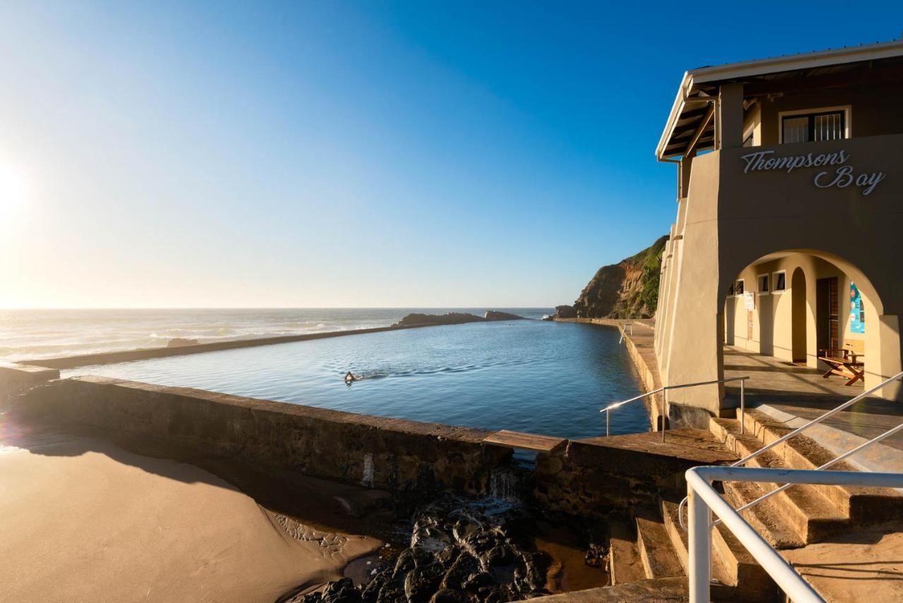 Loadshedding Free!! Tropical Beach Oasis, Wi-Fi, Views, Pool, Netflix Ballito Eksteriør billede